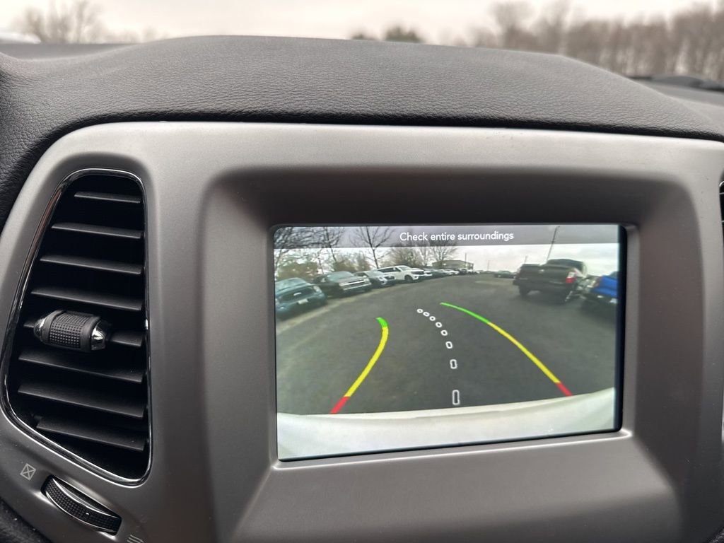 Used 2019 Jeep Compass Sport image 16