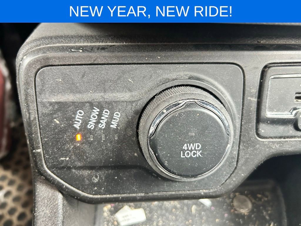 Used 2020 Jeep Renegade Latitude w/ Cold Weather Group image 15