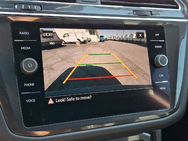 Used 2022 Volkswagen Tiguan SE AWD/4WD image 18