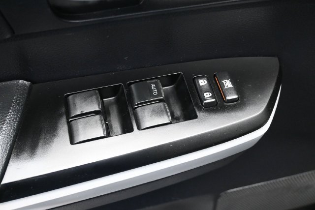 Used 2020 Toyota Tundra SR5 w/ SR5 Upgrade Package AWD/4WD image 14