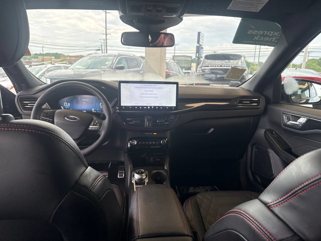 Certified 2023 Ford Escape ST-Line Elite w/ Premium Technology Package AWD/4WD image 15
