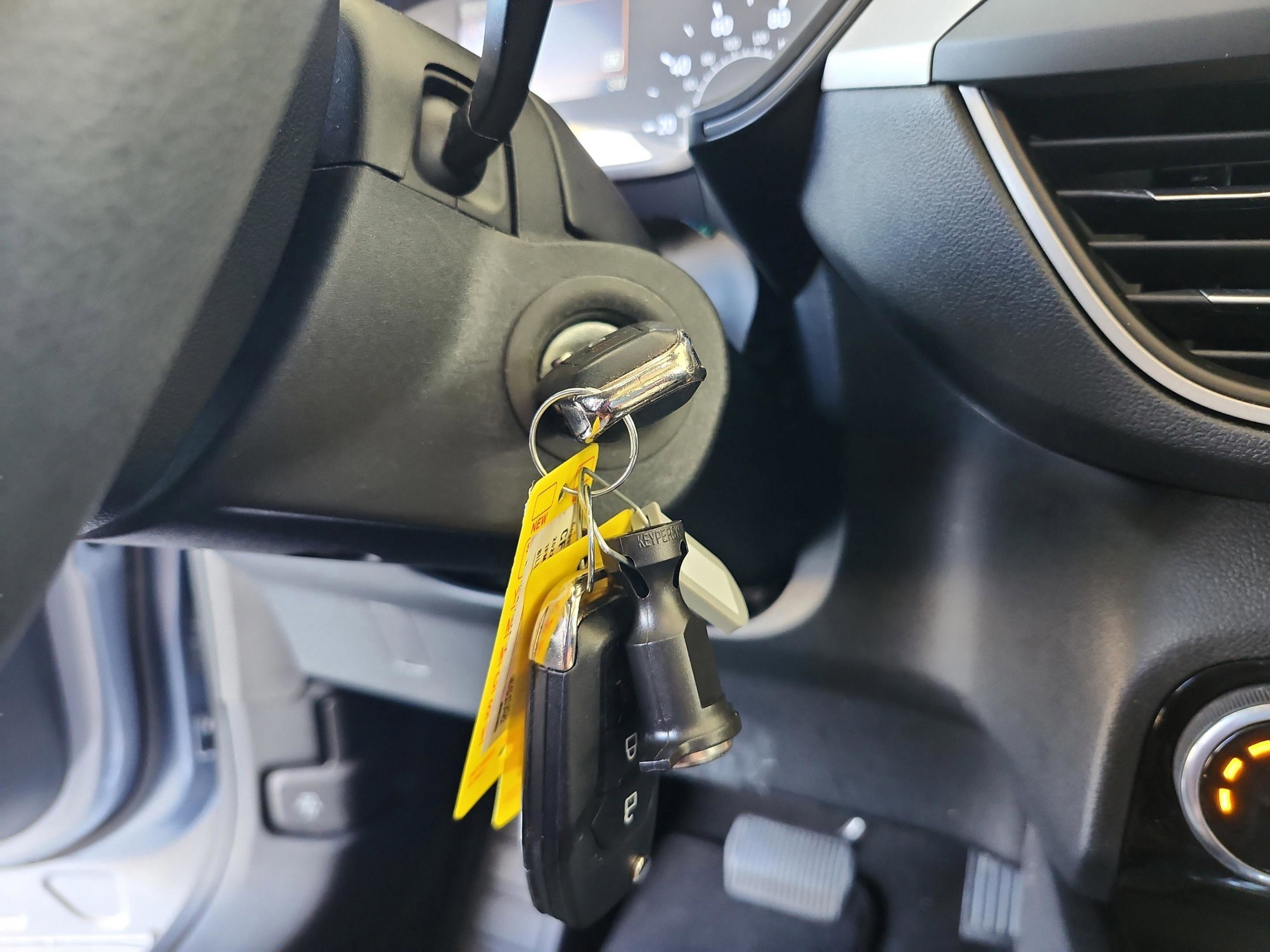 Certified 2022 Ford Escape S image 25