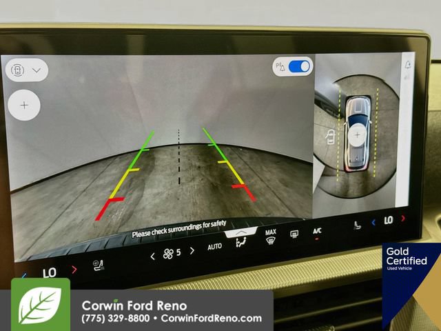 Certified 2025 Ford Explorer ST-Line w/ ST-Line Street Pack AWD/4WD image 17
