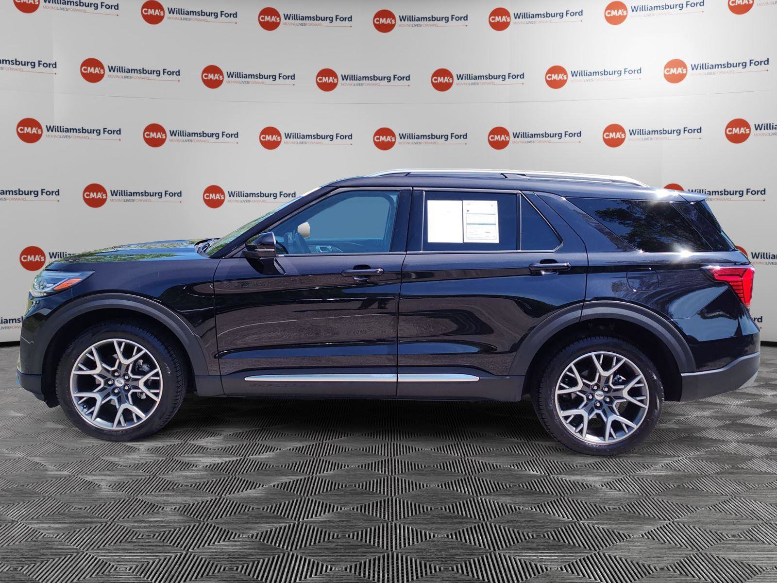 Certified 2025 Ford Explorer Platinum w/ Ultimate Package AWD/4WD image 2