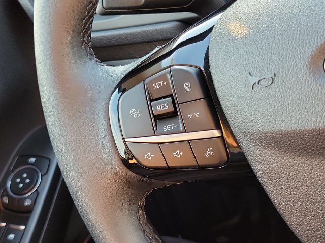 Certified 2024 Ford Escape Platinum AWD/4WD image 16