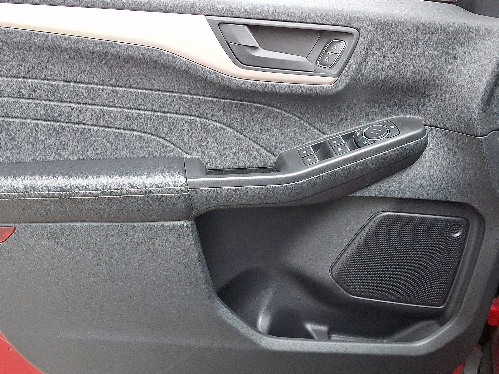 Certified 2022 Ford Escape SE w/ Convenience Package image 13