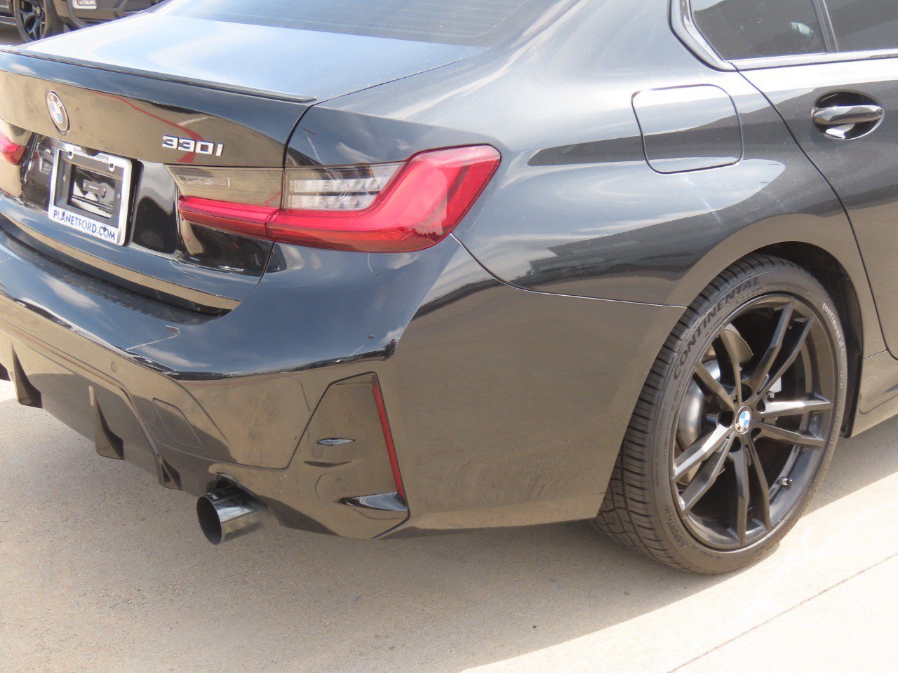 Used 2023 BMW 330i Sedan w/ M Sport Package RWD image 10