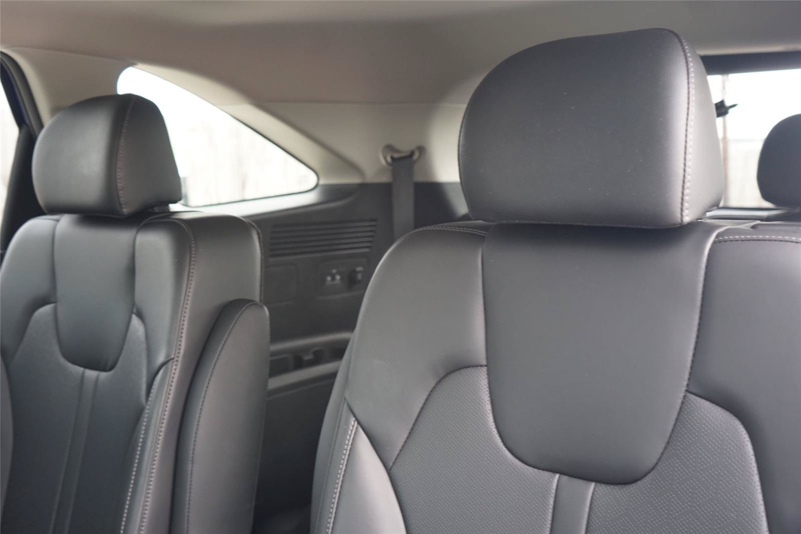 Used 2023 Kia Sorento SX AWD/4WD image 24
