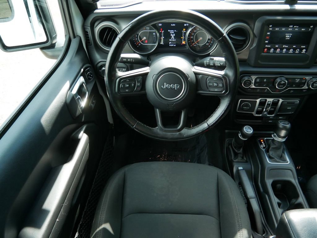 Used 2021 Jeep Wrangler Unlimited Sport AWD/4WD image 12