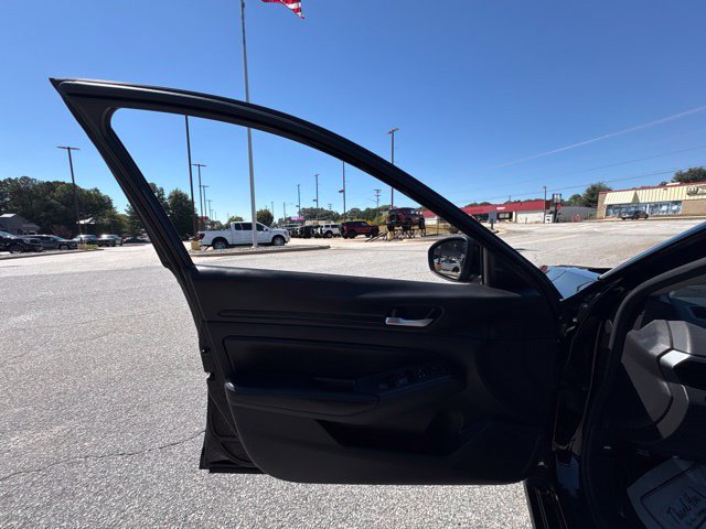 Used 2023 Nissan Altima 2.5 S FWD image 10