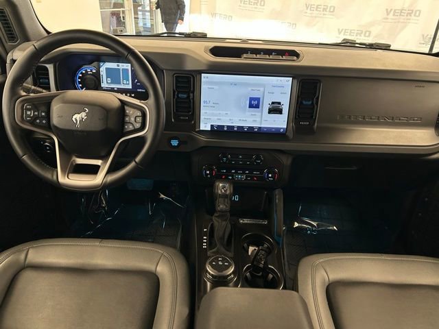 Certified 2024 Ford Bronco Black Diamond image 16