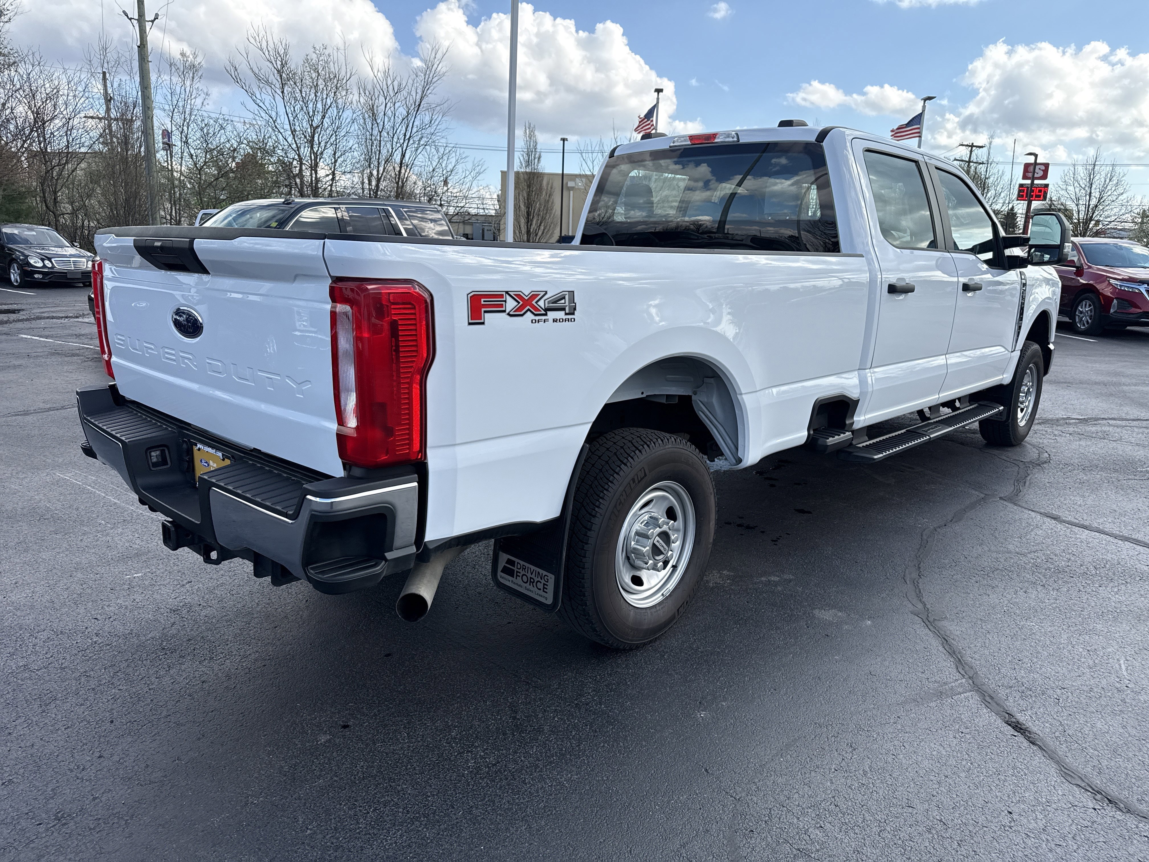 Certified 2024 Ford F250 XL w/ XL Chrome Package AWD/4WD image 4
