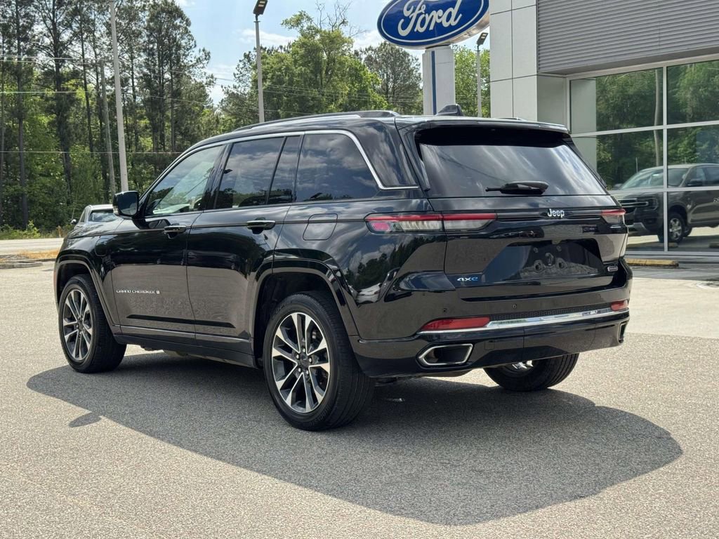 Used 2022 Jeep Grand Cherokee Overland AWD/4WD image 23