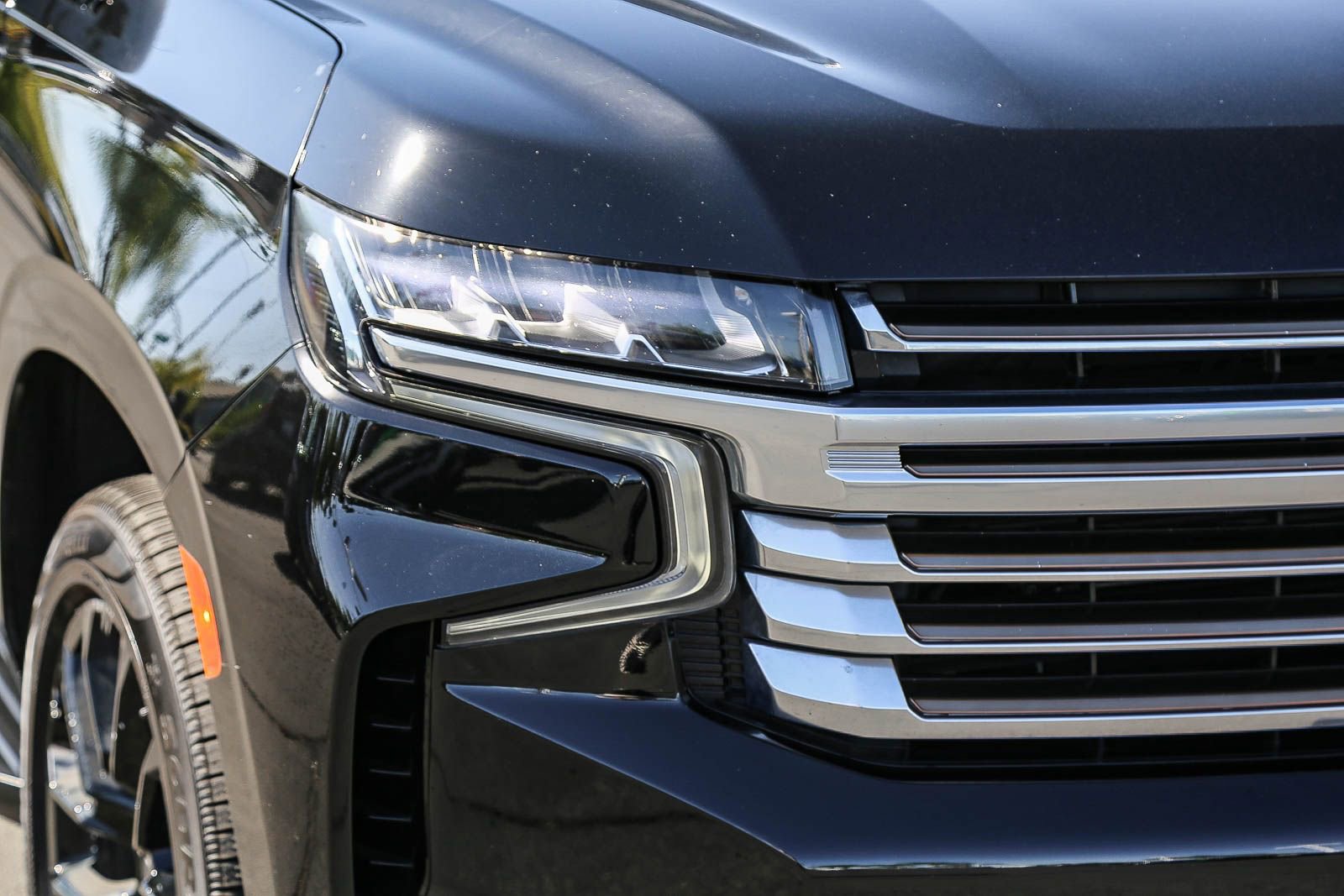 Used 2022 Chevrolet Tahoe High Country w/ Max Trailering Package AWD/4WD image 10