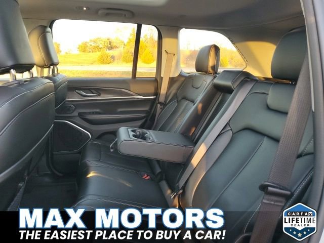 Used 2024 Jeep Grand Cherokee Limited 4xe image 16