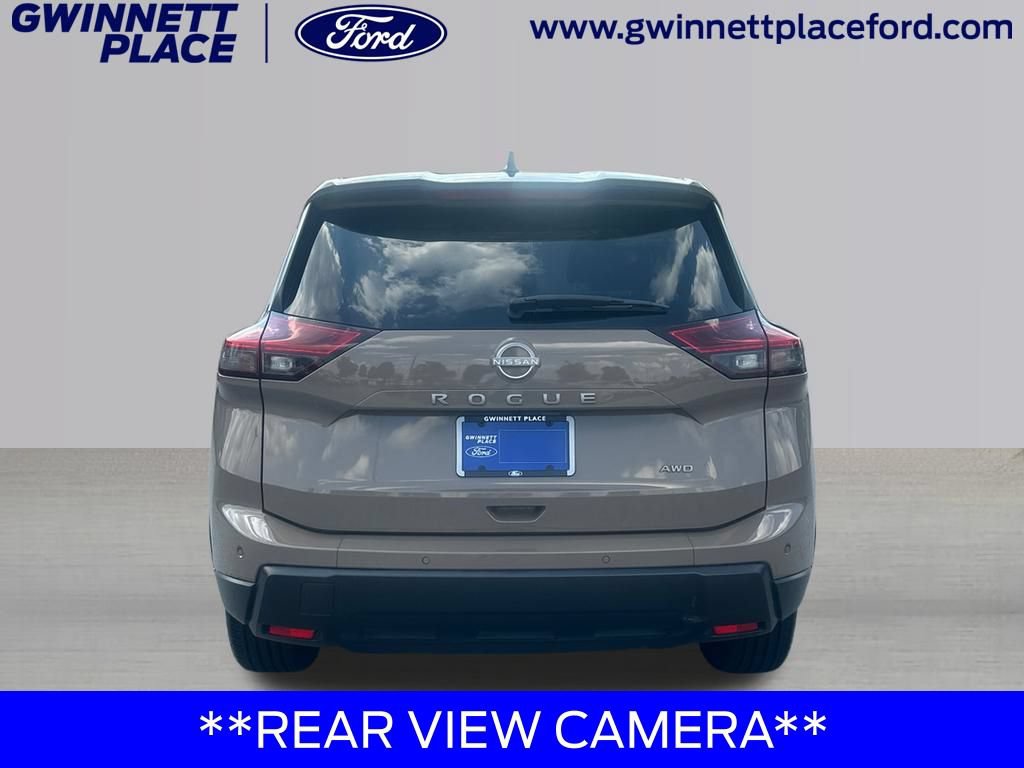 Used 2025 Nissan Rogue SV AWD/4WD image 6