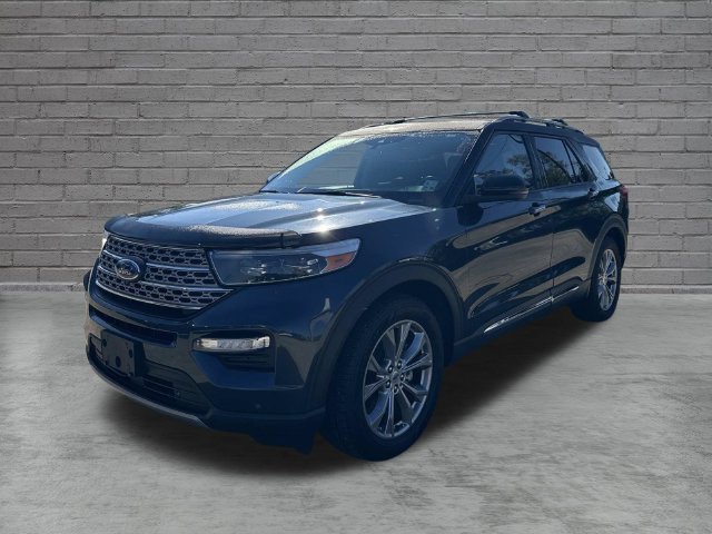 Certified 2022 Ford Explorer Limited w/ Equipment Group 301A RWD image 3