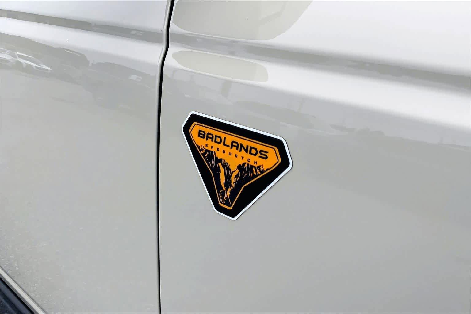 Certified 2025 Ford Bronco Badlands AWD/4WD image 10