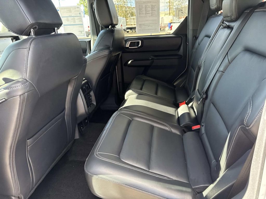 Certified 2025 Ford Bronco Outer Banks image 17