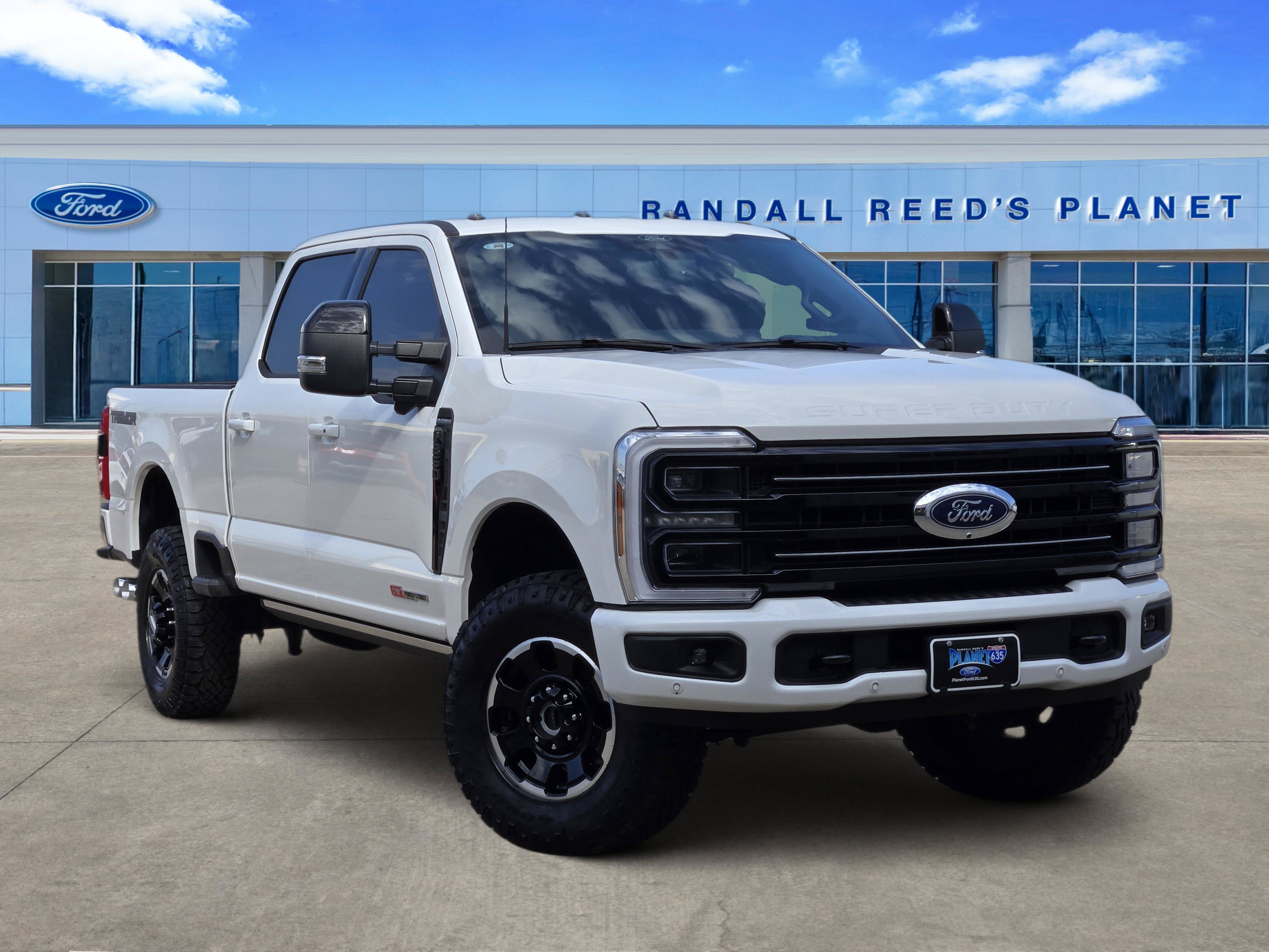 Certified 2025 Ford F250 Platinum w/ Tremor Off-Road Package