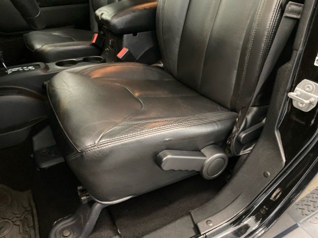 Used 2017 Jeep Wrangler Unlimited Sahara AWD/4WD image 12