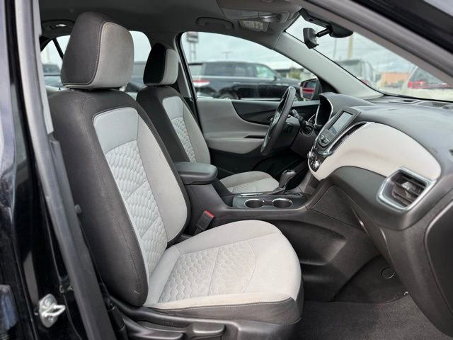 Used 2020 Chevrolet Equinox LS image 30