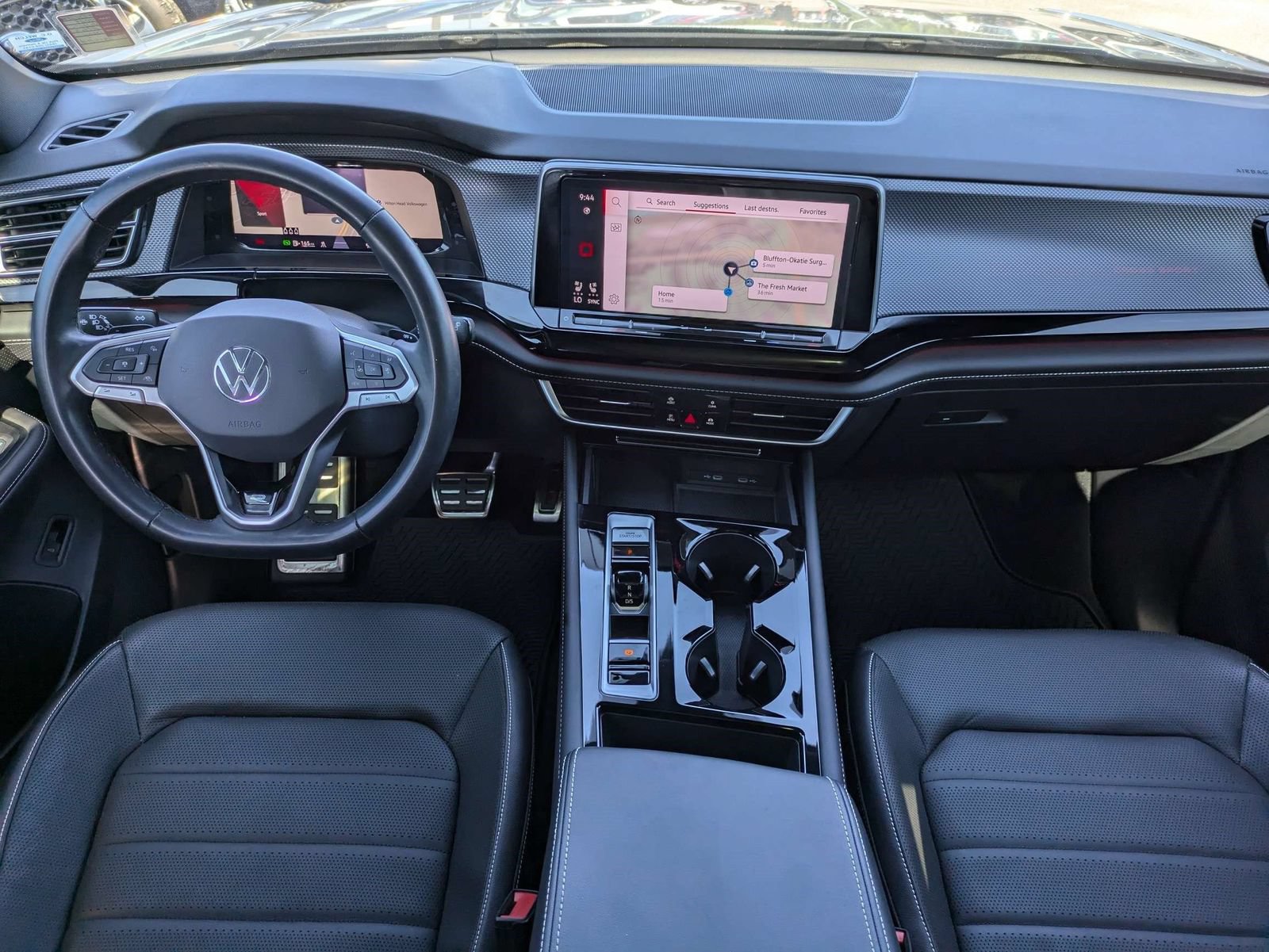 Used 2024 Volkswagen Atlas Cross Sport SEL R-Line AWD/4WD image 9
