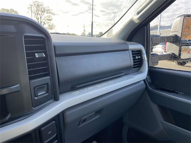 Certified 2024 Ford F250 XLT image 30