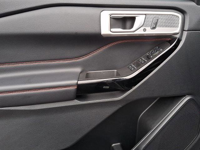 Certified 2023 Ford Explorer ST-Line w/ Class IV Trailer Tow Package image 13