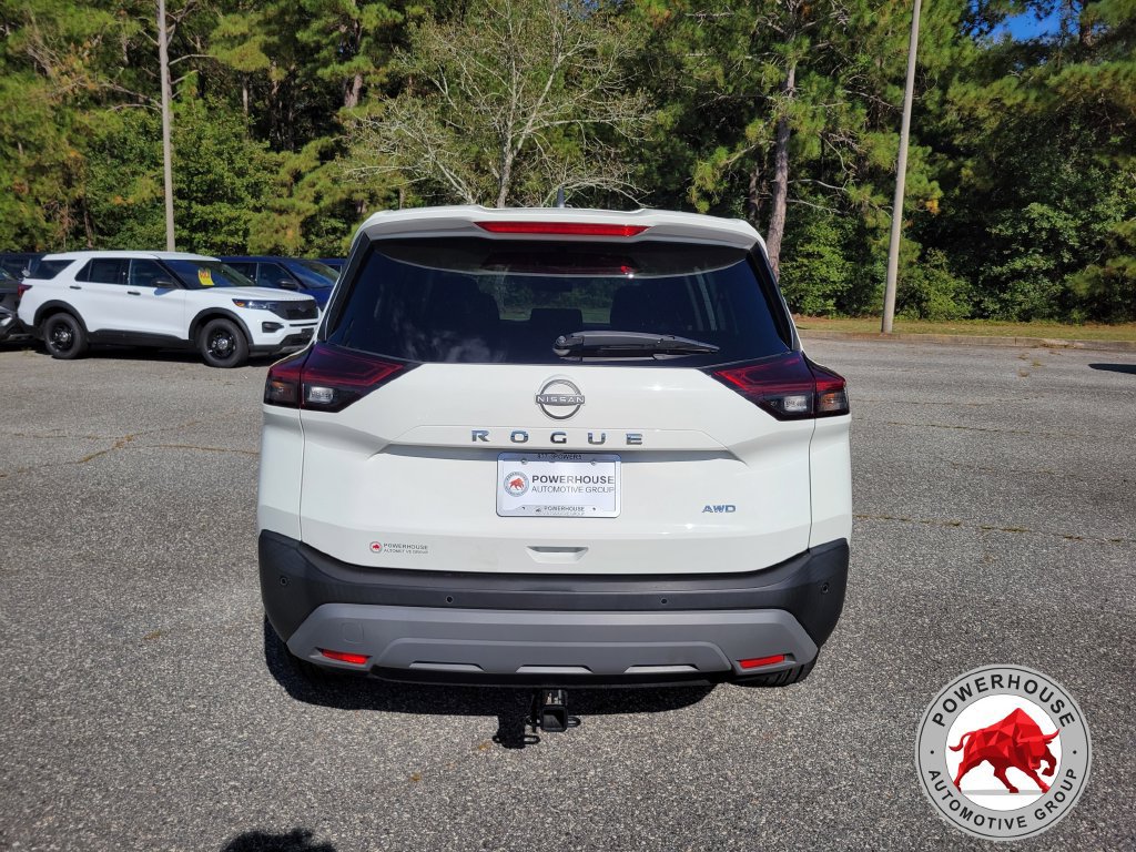 Used 2023 Nissan Rogue S AWD/4WD image 5