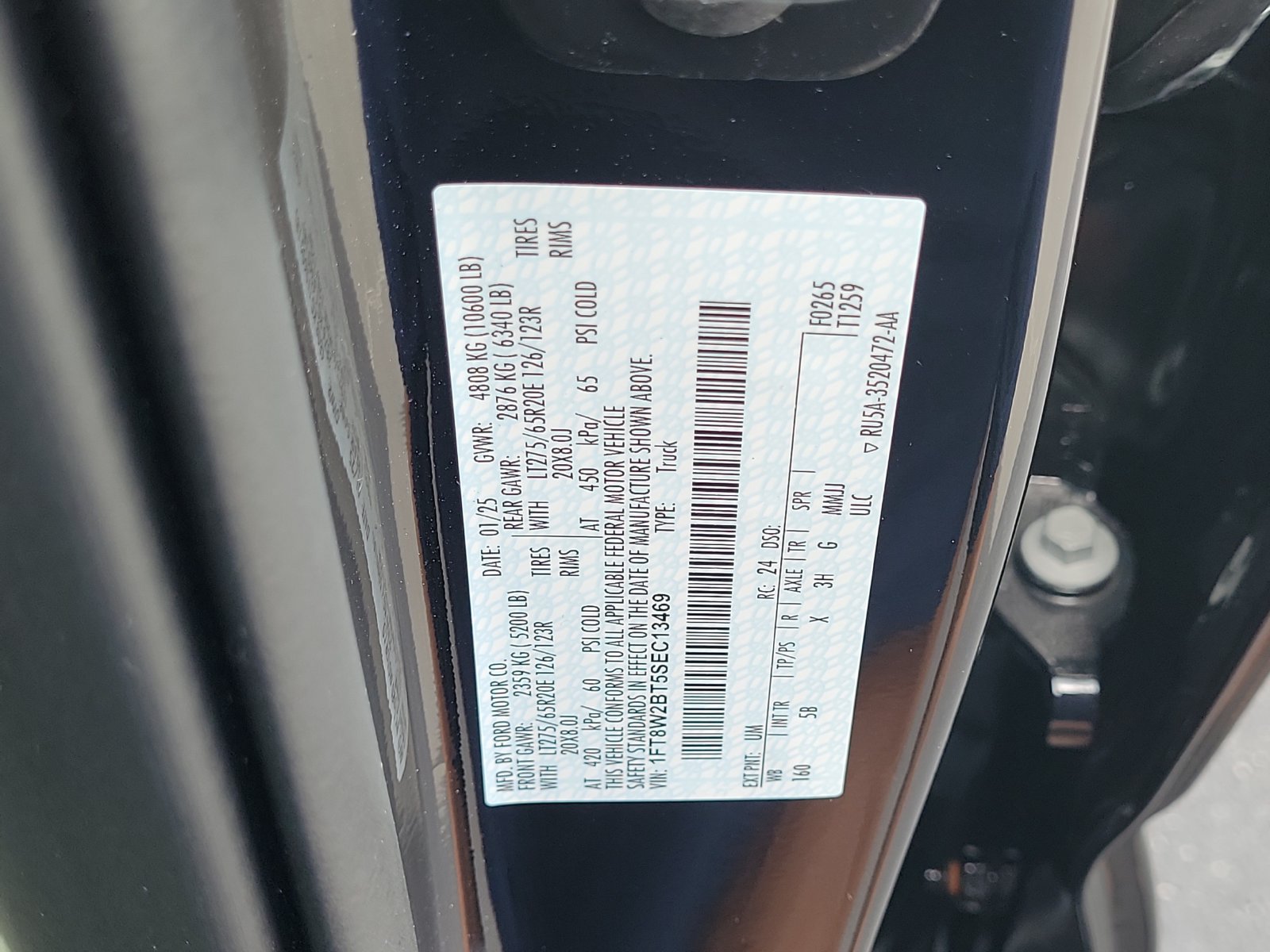 Certified 2025 Ford F250 Lariat w/ Lariat Ultimate Package AWD/4WD image 33