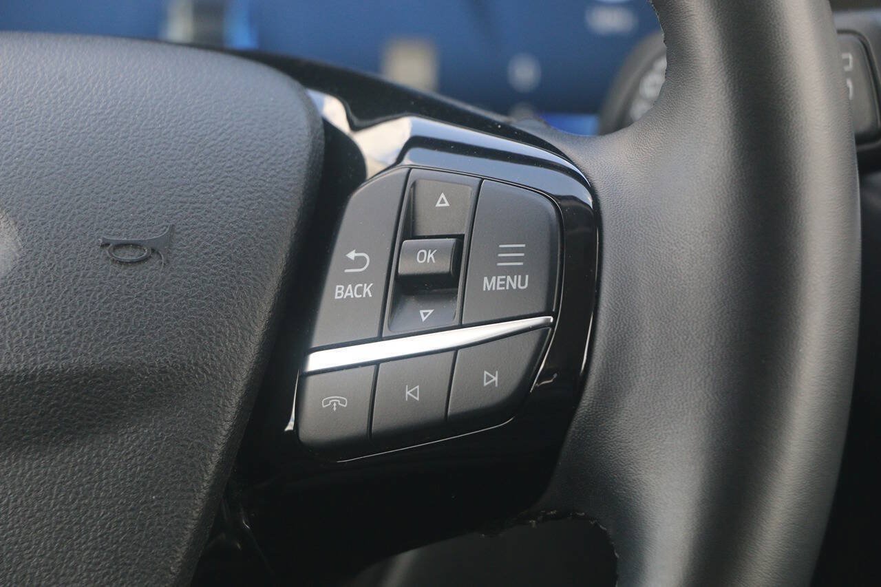 Certified 2024 Ford Escape Platinum AWD/4WD image 20