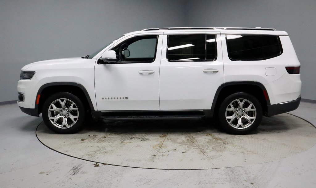 Used 2022 Jeep Wagoneer Series II image 2