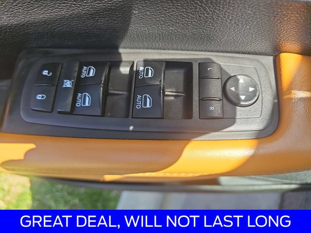 Used 2022 Chrysler Pacifica Pinnacle AWD/4WD image 28