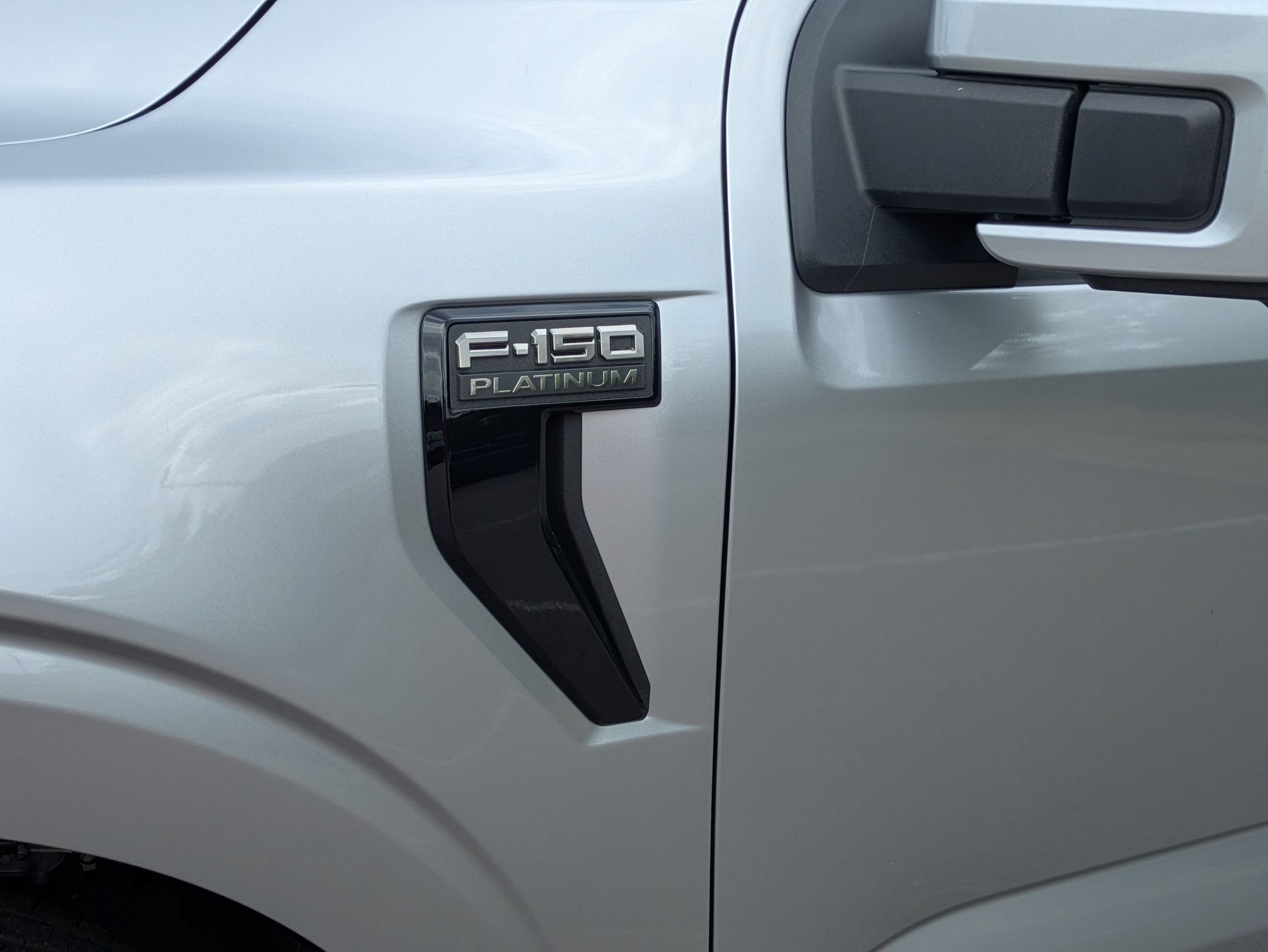 Certified 2025 Ford F150 Platinum w/ Equipment Group 702A High AWD/4WD image 12