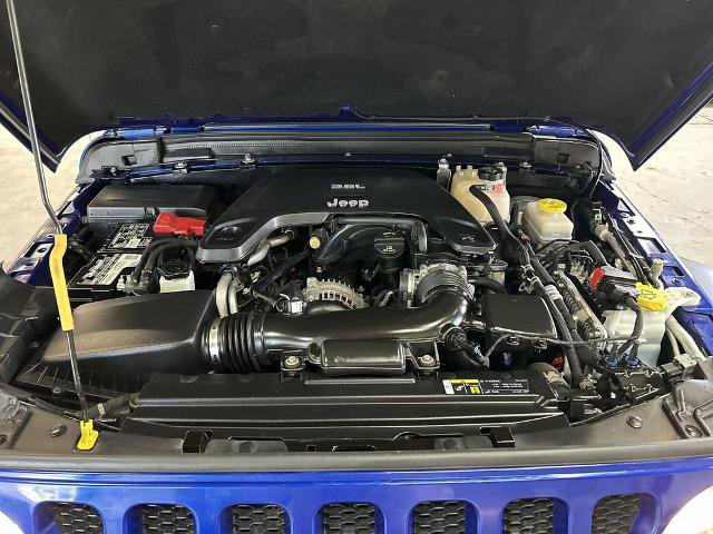 Used 2018 Jeep Wrangler Sport AWD/4WD image 25