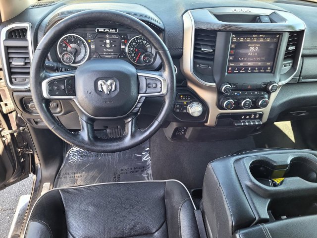 Used 2019 RAM 1500 Laramie AWD/4WD image 9