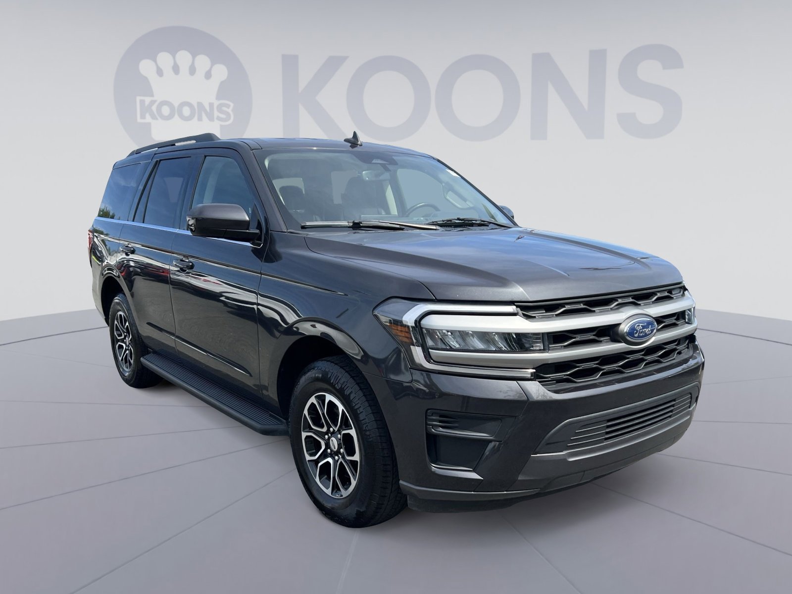 Certified 2024 Ford Expedition XLT AWD/4WD image 2
