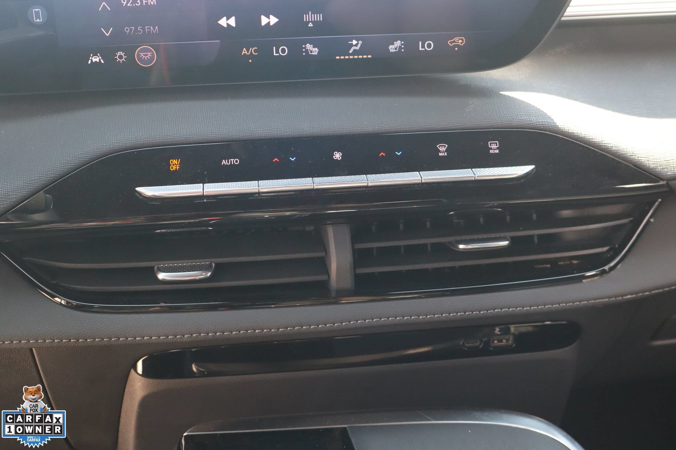 Used 2026 Buick Enclave Preferred FWD image 19