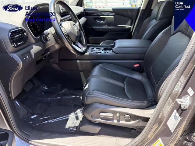 Used 2025 Honda Pilot EX-L image 16