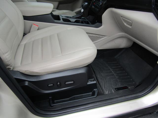 Certified 2017 Ford Escape Titanium w/ Equipment Group 301A image 12