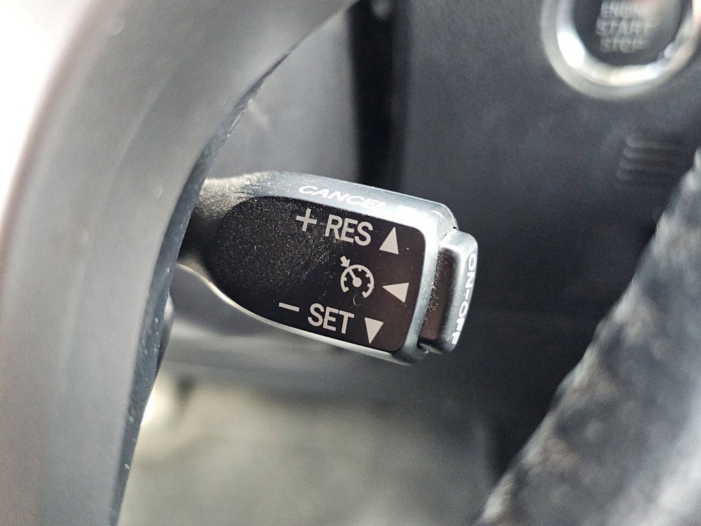 Used 2018 Toyota 4Runner Limited AWD/4WD image 15
