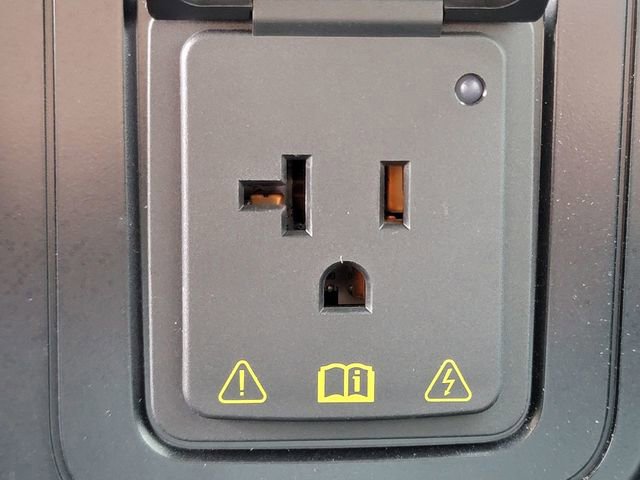 Certified 2023 Ford F150 Lightning Pro image 15