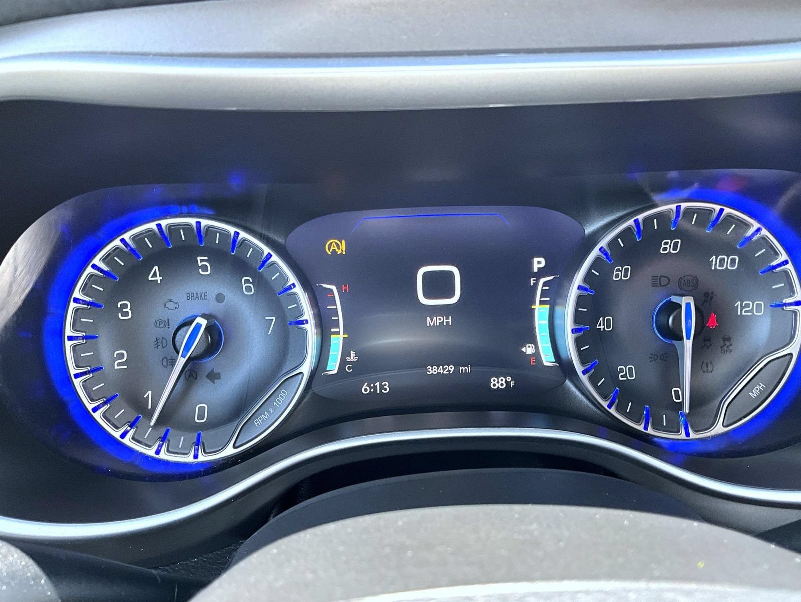 Used 2022 Chrysler Pacifica Touring-L FWD image 15