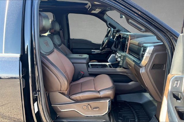 Certified 2025 Ford F250 King Ranch w/ Chrome Package AWD/4WD image 5