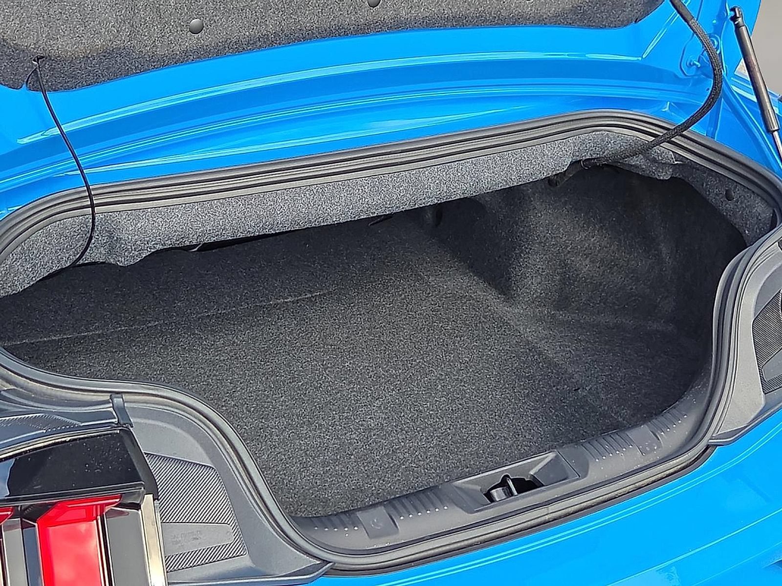 Certified 2025 Ford Mustang Convertible RWD image 8