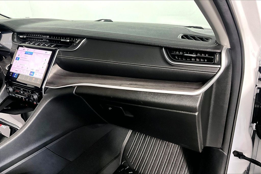 Used 2023 Jeep Grand Cherokee Limited RWD image 16