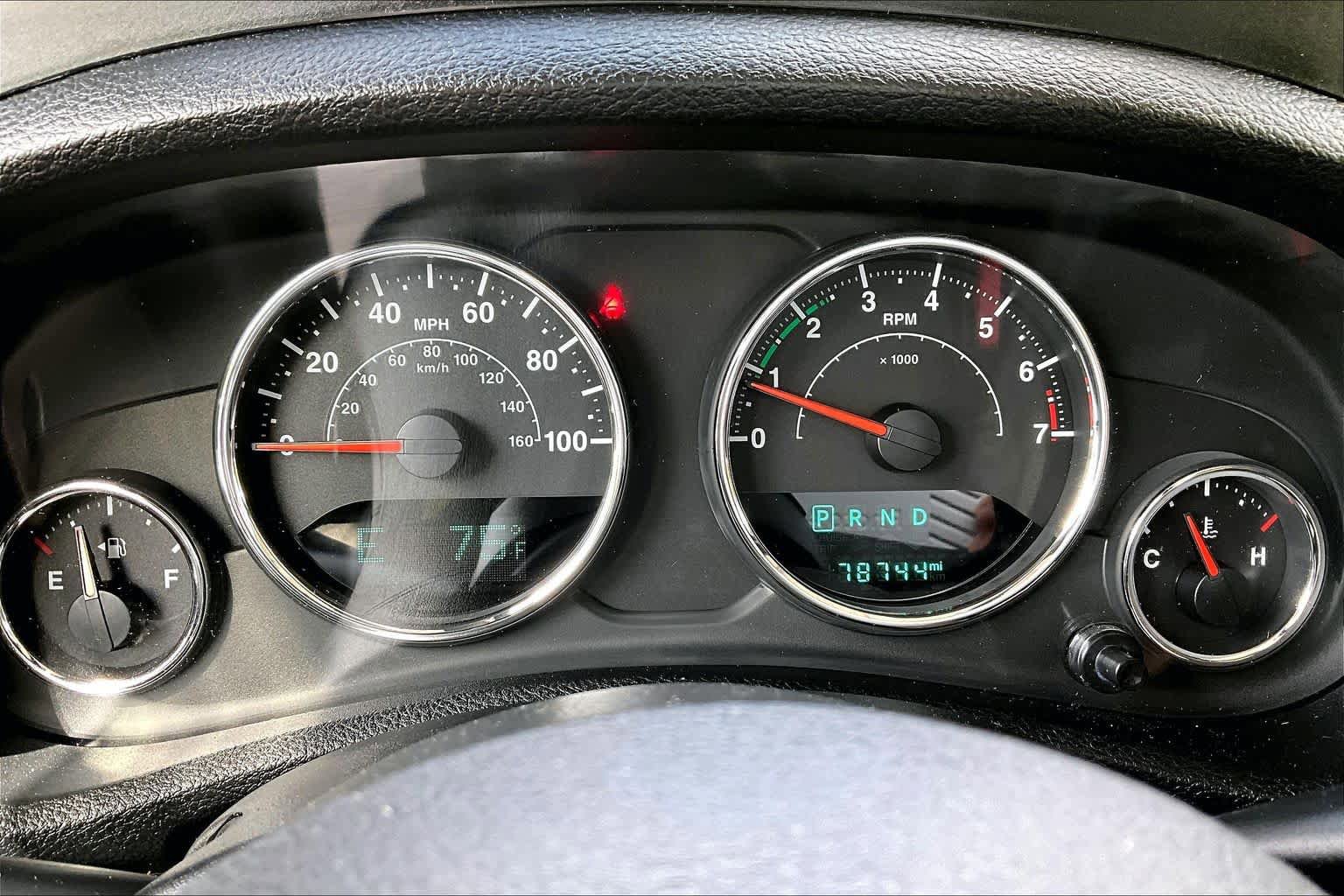 Used 2017 Jeep Wrangler Unlimited Rubicon w/ Connectivity Group AWD/4WD image 26