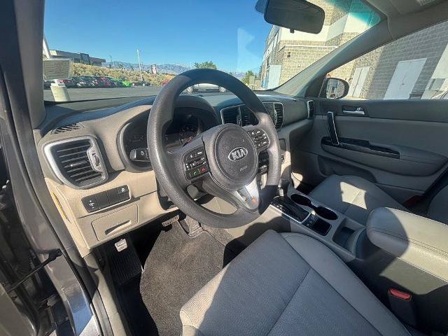 Used 2017 Kia Sportage LX AWD/4WD image 16