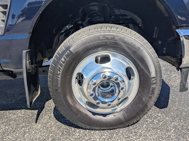 Certified 2024 Ford F350 Lariat w/ Lariat Ultimate Package image 12